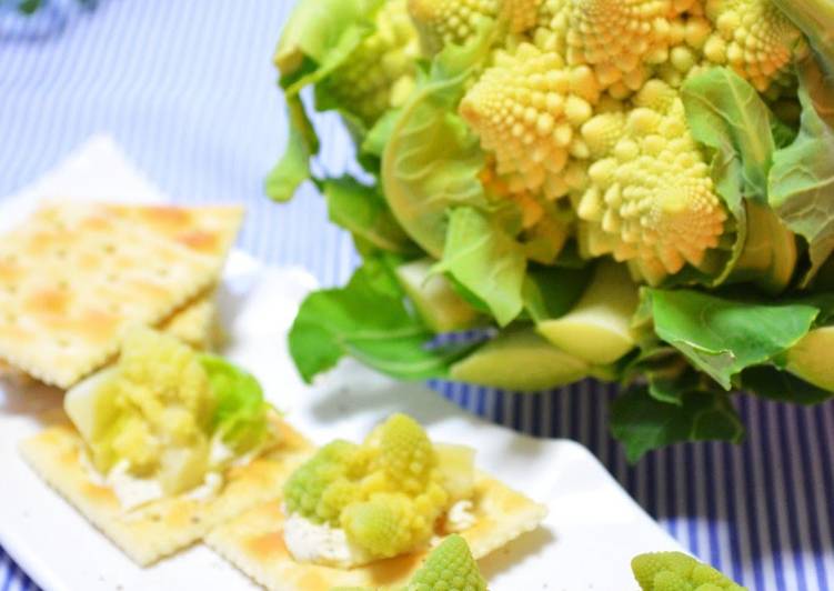 quick and easy Romanesco Broccoli &amp; Cheese Canapés | how long to bake Romanesco Broccoli &amp; Cheese Canapés