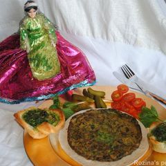 A picture of Persian frittata with herbs (Kookoo Sabzi).