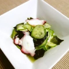 A picture of Octopus and Cucumber with Wakame Seaweed in Vinegar.