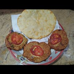 A picture of Puri paratha.
