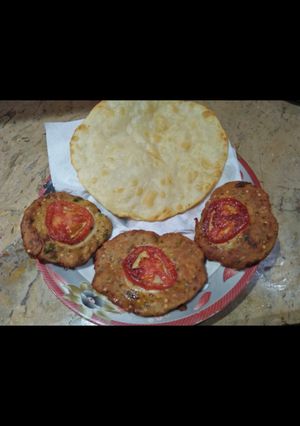 A picture of Puri paratha.