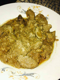 A picture of Ox liver with onion.