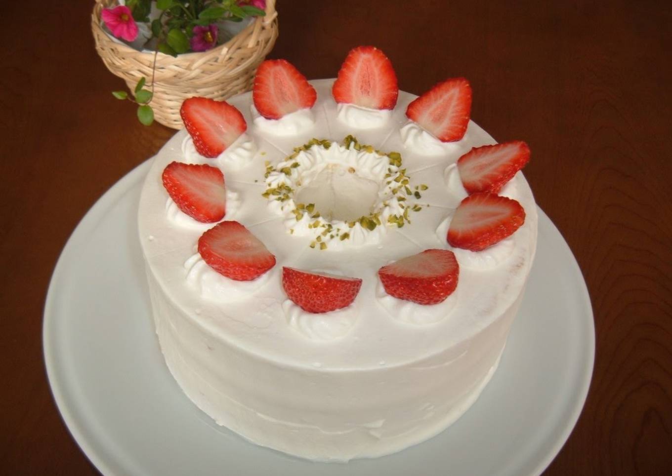 chiffon cake decoration