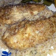 A picture of Chicken in White Wine Sauce.