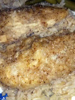 A picture of Chicken in White Wine Sauce.