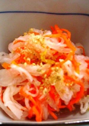 A picture of Refreshing and Delicious. Red and White Namasu.