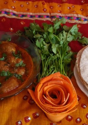 A picture of Dum aloo mughlai.