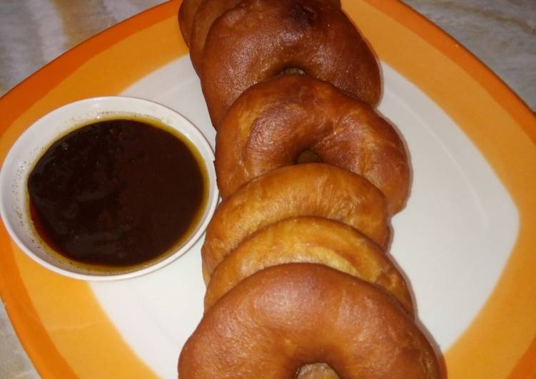 Recipe of Ultimate Doughnut with chocolate sauce