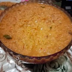 A picture of Hot Chili Garlic Maggi 🍜🍜🍜.