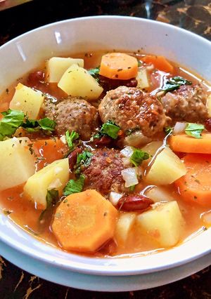 Foto resep Sop tomat bola-bola daging