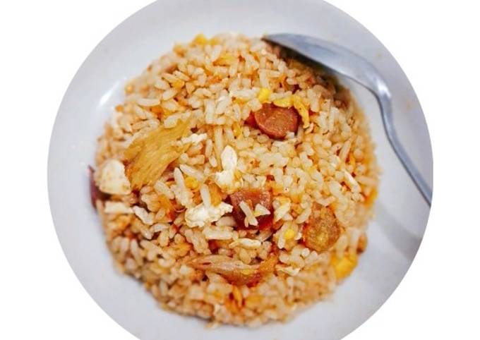 Resep Nasi goreng ayam sosis oleh Avifah N. M - Cookpad
