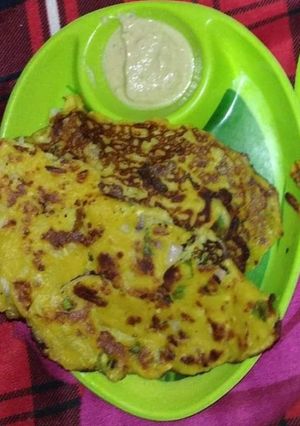 बेसन का चीला (besan ka cheela recipe in Hindi) रेसिपी मुख्य फोटो