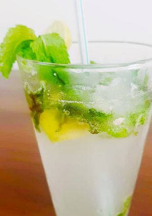 A picture of Virgin mojito Non-alcoholic.