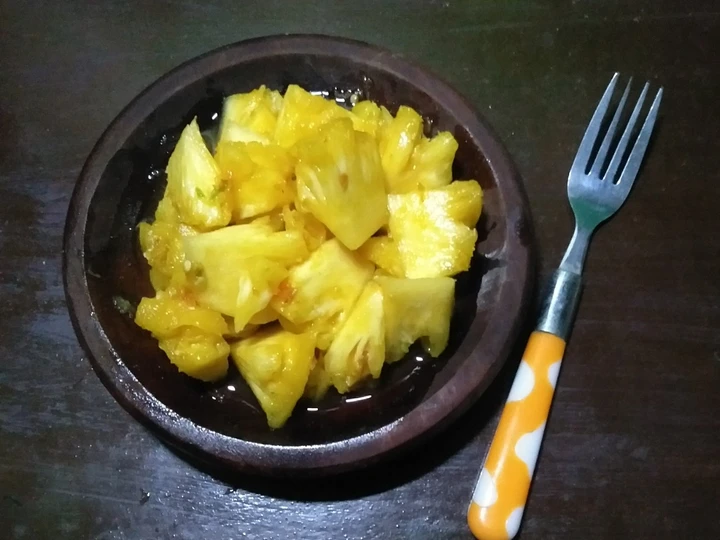 Cara Mudah Menyiapkan Resep Rujak nanas gula merah yang Bisa Manjain Lidah Anti Ribet, Bisa Manjain Lidah