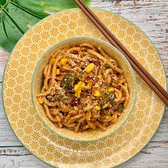 A picture of Yaki Udon.