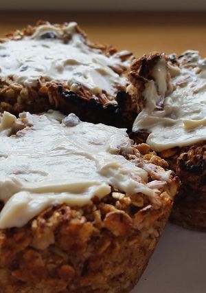 A picture of Baked Oatmeal Buns.