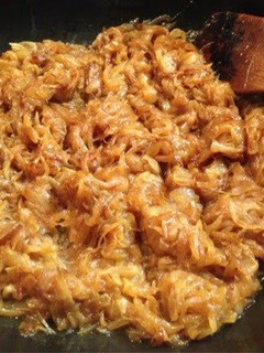 A picture of Caramelized Onions.