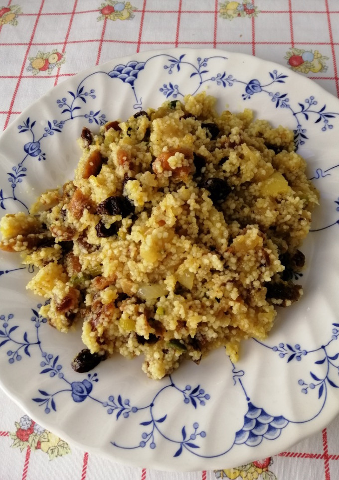Una foto de Cous Cous con frutos secos