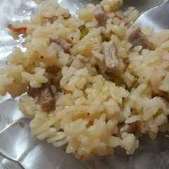 Una foto de Arroz con lomo a mi gusto