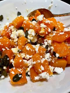 感恩節菜單-烤南瓜沙拉 的食譜成品照片