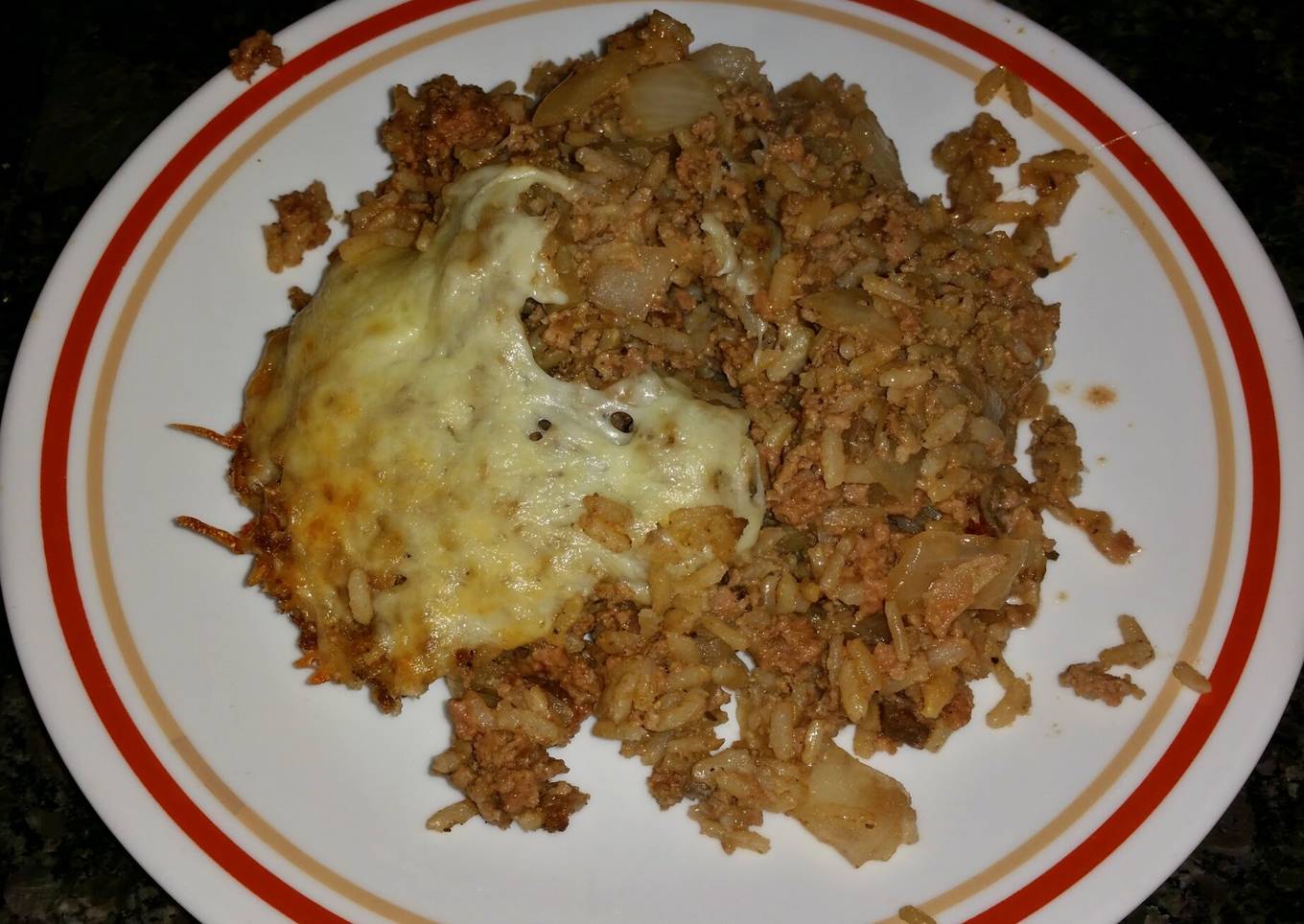 Super Easy Ground Beef & Rice Casserole