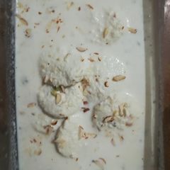 A picture of Ras Malai.