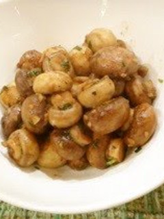 A picture of 5-Minute Garlic Mushrooms.