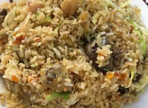 Una foto de Arroz de menudencias