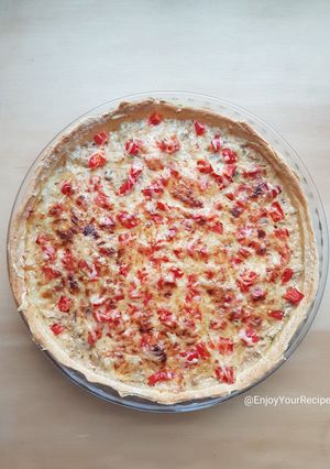 Une photo de Tarte au thon avec de la crème d'amande