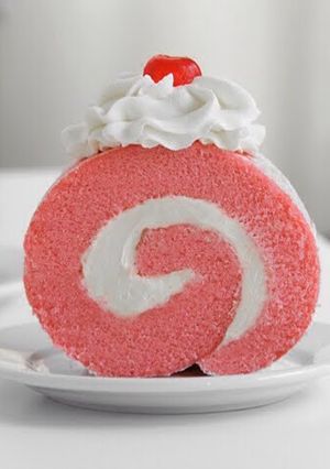 A picture of Pink Red velvet Rouland Cake.