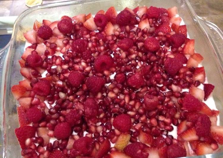 How to Prepare Ultimate Manberry Trifle