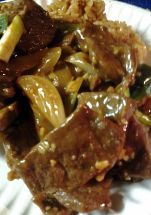 A picture of Mongolian beef.
