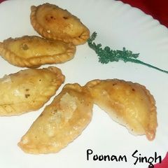 Dry gujiya A picture of Dry gujiya.