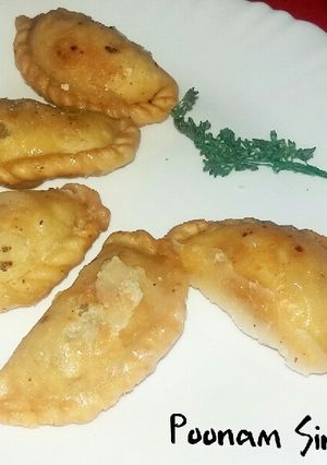 A picture of Dry gujiya.