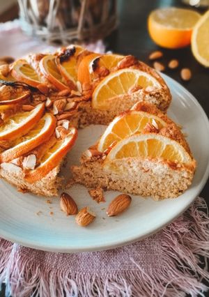 Foto di Torta di Albumi con Arance e Mandorle
