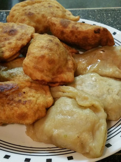 A picture of Pork potstickers.