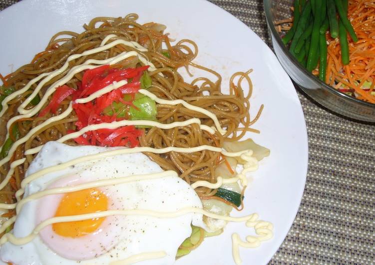 Simple Way to Make Speedy A Must-try Recipe for People Living Overseas!! Yakisoba (Stir-Fried Noodles) Using Pasta