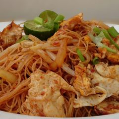 A picture of Spicy Vegetarian Noodle.