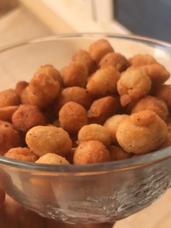 A picture of Easy crispy peanut 🥜.