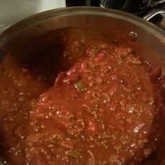 A picture of Fill em Chili.
