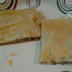 A picture of Phyllo dessert.