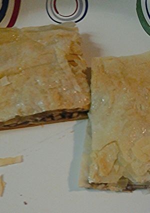 A picture of Phyllo dessert.