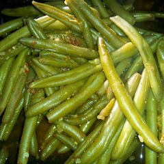 A picture of Cajun Green Beans.