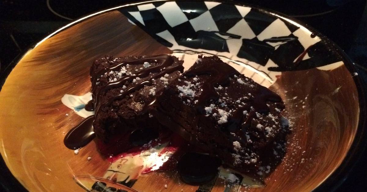 Flourless Chocolate Rum Cake with Chocolate Rum Glaze Recipe by Brandon