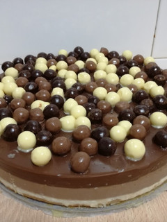 Una foto de Tarta 3 chocolates