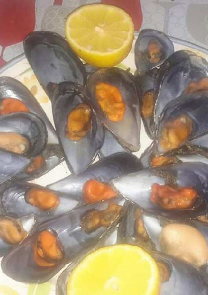 Una foto de Mejillones al vapor