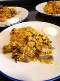 Arroz con atún, ajetes y alcachofas, sin caldo de pescado y con alga nori y falso alioli