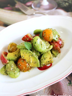 A picture of Fava Beans, Avocado and Tomatoes in Basil Sauce.