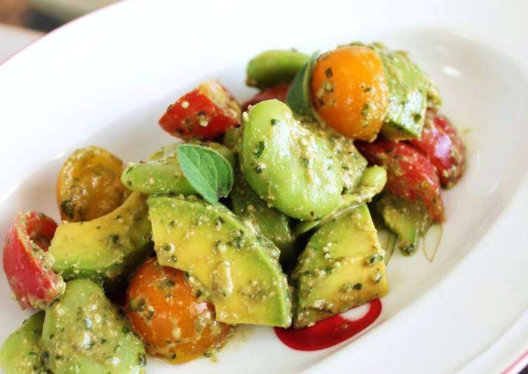 Steps to Prepare Perfect Fava Beans, Avocado and Tomatoes in Basil Sauce