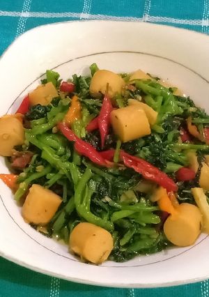 Foto resep Tumis Selada Air With Sosis